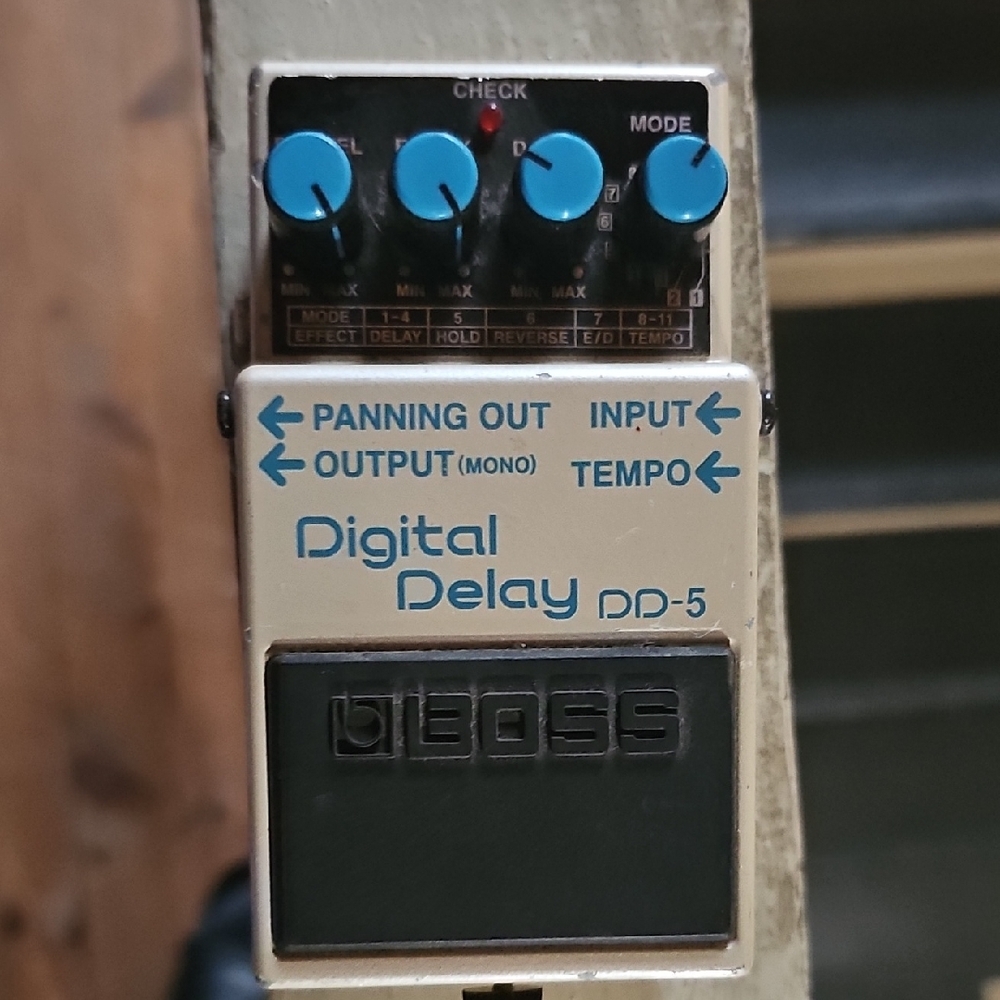 Boss DD-5 Digital Delay Pedal with Blue Accents